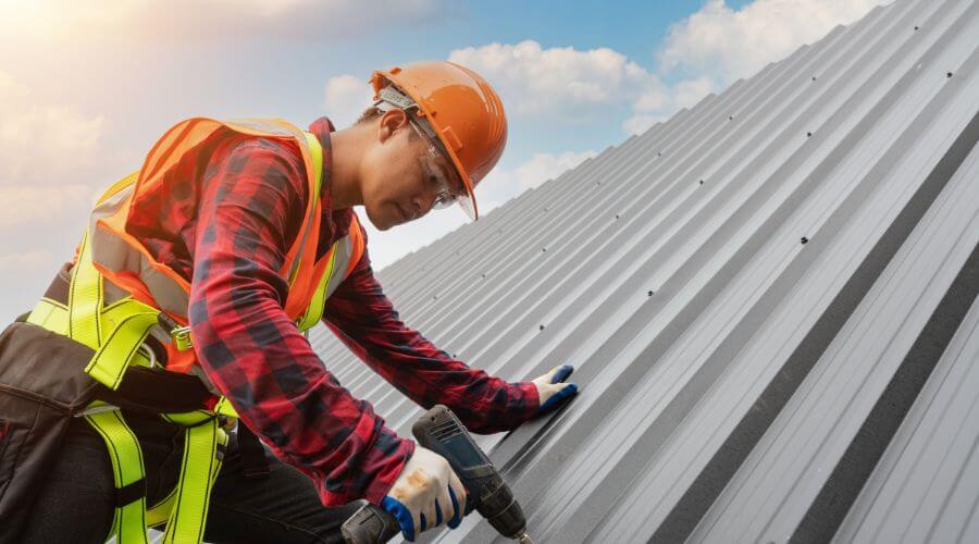 Professional Emergency Roof Repairs services in Huntertown, IN